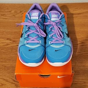 NIKE Flex Supreme TR 2 athletic shoes NIB